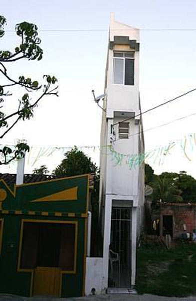 brazil-narrow-house-1.jpg